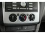 Ford Focus 1.6-16V Futura | Inc. Nieuwe APK | Trekhaak / Airco / Cruise / Radio CD / Verwarmde voorruit