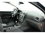 Ford Focus 1.6-16V Futura | Inc. Nieuwe APK | Trekhaak / Airco / Cruise / Radio CD / Verwarmde voorruit
