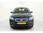 Ford Focus 1.6-16V Futura | Inc. Nieuwe APK | Trekhaak / Airco / Cruise / Radio CD / Verwarmde voorruit