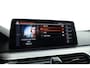 BMW 5-Serie Touring 530d xDrive M Sport | Dig. Cockpit | Shadow Line | Elek. Trek. | HarmanKardon | Leder | Adapt. Cruise | Nav+CarPlay | 360*+PDC | Elek. Klep | Stoelverw. | Sfeerverlichting | LED  V
