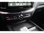 Volvo XC60 T6-AWD Black-Ultra| NEW | B&W|Luchtvering|Trekhaak|Pano |HUD|Massage|Facelift | Range 70KM Volledig electrisch