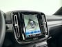 Volvo XC40 Recharge P8 AWD R-Design | Panoramadak | 360° camera | Harman Kardon | Stoel- en Stuurverwarming | Trekhaak