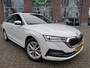 Skoda Octavia Combi 1.0 TSI Business Edition Plus Panoramadak - Blindspot detectie - Adaptieve Cr.control - Led matrix koplampen