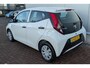 Toyota Aygo 1.0 VVT-i x-fun | NL-auto | boekjes compleet | airconditioning | start/stop systeem | centrale deurvergrendeling |