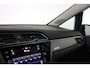 Volkswagen Touran 1.5 TSI Comfortline, 7-Persoons, Panoramadak, Apple CarPlay/Android Auto, Bluetooth