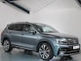 Volkswagen Tiguan Allspace 1.5 TSI Highline R-Line 7-Persoons Panoramadak, Led, Massage, Elek. Trekhaak, Camera, Apple Carplay/Android Auto