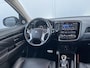 Mitsubishi Outlander 2.0 PHEV instyle / cruise control / navigatiesysteem full map / cruise control / voorstoelen verwarmd /