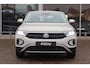 Volkswagen T-Roc 1.5 TSI 150pk DSG Life | Trekhaak Afneembaar | Navigatie | PDC | DAB radio