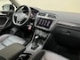 Volkswagen Tiguan 1.5 TSI ACT Highline R-Line | Adaptive Cruise | Lederen Bekleding | Memory | Panoramadak |