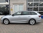 Skoda Octavia Combi 1.0 e-TSI Sport Business / AUTOMAAT/ PARK.SENSOREN V+A/ KEYLESS/ SMARTLINK/ CRUISE CONTROL/ NAVI/ LANE-ASSIST/ RIJ-MODI/ DIGITAL DASH/ CLIMA/ DAB/ ISOFIX/ 17'' LMV