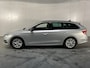Skoda Octavia Combi 1.0 e-TSI Sport Business / AUTOMAAT/ PARK.SENSOREN V+A/ KEYLESS/ SMARTLINK/ CRUISE CONTROL/ NAVI/ LANE-ASSIST/ RIJ-MODI/ DIGITAL DASH/ CLIMA/ DAB/ ISOFIX/ 17'' LMV