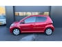 Toyota Aygo 1.0-12V Aspiration Red Airco|5-DRS|NAP