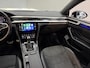 Volkswagen Arteon Shooting Brake 1.4 TSI eHybrid R-Line Business+ Airco ECC | Panorama | Trekhaak | Adaptive Cruise | Vitual | Sfeer | Camera | Isofix | NAP