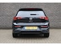Volkswagen Golf 1.5 eHybrid 204pk Life Edition | Panoramadak | Trekhaak Wegklapbaar | Navigatie