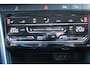 Volkswagen T-Roc 1.5 TSI Style | Adaptieve cruise | Camera | Elek. achterklep | Stoelverwarming