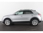 Volkswagen T-Roc 1.0 TSI Style > 116pk/Pano.schuifdak/Camera/Stoelverwarming/IQ.Led/Pyrite Silver