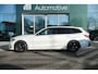 BMW 3-Serie Touring 330e l M Sportpakket Pro | Driving Assistant Prof l Head-up l Panorama dak l 19 inch l