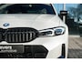 BMW 3-Serie Touring 330e l M Sportpakket Pro | Driving Assistant Prof l Head-up l Panorama dak l 19 inch l