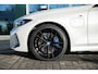 BMW 3-Serie Touring 330e l M Sportpakket Pro | Driving Assistant Prof l Head-up l Panorama dak l 19 inch l