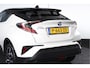 Toyota C-HR 1.8 Hybrid Bi-Tone - Automaat | Adapt. Cruise | Stoelverw. | Camera | NAV | ACC | DAB | JBL | R18" |