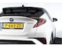 Toyota C-HR 1.8 Hybrid Bi-Tone - Automaat | Adapt. Cruise | Stoelverw. | Camera | NAV | ACC | DAB | JBL | R18" |