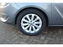 Opel Meriva 1.4-120pk Turbo Business+. Erg nette hoogzitter voor nog jaren rijplezier ! Autm. airco, metallic lak, lichtmetalen velgen, trekhaak, elektr. ramen v+a, elektr. spiegels, bluetooth, cruise control, r/cd etc.