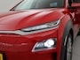 Hyundai Kona Electric EV PREMIUM SKY 64 KWH + SCHUIFDAK | LEDER | STOELVENTILATIE | STUURVERW. | STOELVERW.