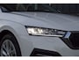 Skoda Octavia 1.0 e-TSI Business Edition Plus Rijklaarprijs-Garantie Trekhaak Apple carplay Sfeer verlichting Led