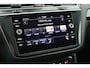 Volkswagen Tiguan 1.5 TSI 150pk DSG Elegance Trekhaak Stoelverwarming Camera Virtual Cockpit Navigatie