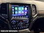 Jeep Grand Cherokee 3.6 S-Limited. Pano. Apple-carplay. Trekhaak. Adaptive Cruise. 76000 km.