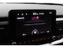 Kia Stonic 1.0 T-GDi MHEV DynamicPlusLine Automaat - Stoel / Stuurwielverwarming - Parkeersensoren - Navigatie - Airco - Cruise Control - Fabrieksgarantie tot 06-2032