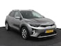 Kia Stonic 1.0 T-GDi MHEV DynamicPlusLine Automaat - Stoel / Stuurwielverwarming - Parkeersensoren - Navigatie - Airco - Cruise Control - Fabrieksgarantie tot 06-2032