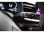 Kia Stonic 1.0 T-GDi MHEV DynamicPlusLine Automaat - Stoel / Stuurwielverwarming - Parkeersensoren - Navigatie - Airco - Cruise Control - Fabrieksgarantie tot 06-2032