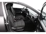Kia Stonic 1.0 T-GDi MHEV DynamicPlusLine Automaat - Stoel / Stuurwielverwarming - Parkeersensoren - Navigatie - Airco - Cruise Control - Fabrieksgarantie tot 06-2032