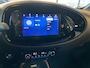 Toyota Aygo X 1.0 VVT-i MT Envy,Elektrisch-Vouwdak,Navigtie,Achteruitrijcamera,Spraakbediening,Cruisecontrol Adaptief,Climatecontrol,Telefoonlader,Keyless Stoelverwarming,Two Tone Lak,18 Inch Lmv