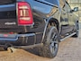 Dodge Ram 1500 5.7 V8 4x4 Crew Cab Laramie | Pano | Trekhaak | Leder | Alpine | Keyless | Camera | Sidesteps | Navi | 12" scherm | Klep uitlaat |