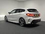 BMW 1-Serie 118i High Executive M-Sport | NAVI | HARMAN & KARDON | STOELVERWARMING | LEDEREN BEKLEDING | PARKEERSENSOREN |