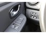 Renault Clio 0.9 TCe Zen, Navigatie, Cruise control, Elektrische ramen voor, Bluetooth telefoon verbinding, Airco