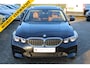 BMW 3-Serie Touring 320e Business Edition Plus PANORAMADAK LEDER CARPLAY CAMERA