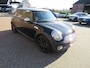 MINI Cooper Mini 1.6 Pepper * APK * 02-2027 * * Automatische Airco * 17 inch Lichtmetalen velgen * Dakspoiler *