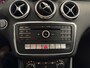 Mercedes-Benz A-klasse 160 Ambition 18" LM Leer/stof Navigatie Mooi!