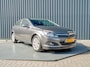 Opel Astra GTC 1.8 140Pk Edition | Panoramische voorruit | Trekhaak | Cruise control | Parkeersensoren | Prijs Rijklaar!!