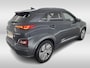 Hyundai Kona Electric EV Premium Sky 64 kWh 1e-Eig. & Dealer-Onderh. BOVAG-Garantie. NL-Auto.