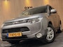 Mitsubishi Outlander 2.0 Intense AUT 2eEIGNR NAVI TREKHK PDC