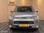 Mitsubishi Outlander 2.0 Intense AUT 2eEIGNR NAVI TREKHK PDC
