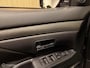 Mitsubishi Outlander 2.0 Intense AUT 2eEIGNR NAVI TREKHK PDC