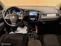 Mitsubishi Outlander 2.0 Intense AUT 2eEIGNR NAVI TREKHK PDC