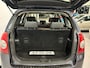 Chevrolet Captiva 3.2i Executive Automaat 4wd | 7 persoons | Trekhaak |