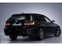 BMW 3-Serie Touring 330e Xdrive M Sport |Pano|Carbon|HUD|H&K
