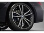 BMW 3-Serie Touring 330e Xdrive M Sport |Pano|Carbon|HUD|H&K